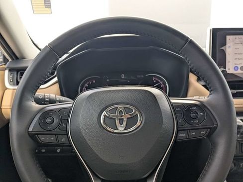 Used 2025 Toyota RAV4 XLE Premium w/ Weather Package FWD image 23