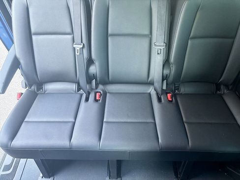 Used 2024 Mercedes-Benz Sprinter 2500 image 21