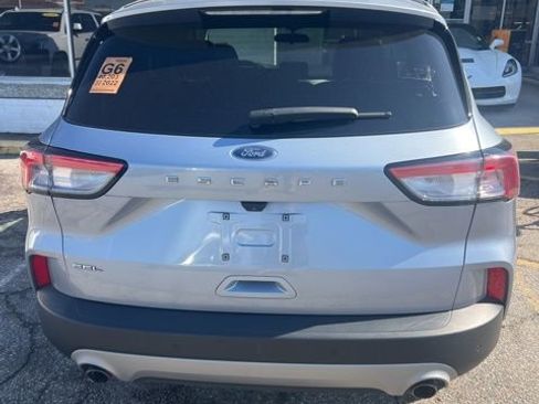 Used 2022 Ford Escape SEL w/ Technology Package image 17