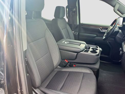 Used 2024 Chevrolet Silverado 1500 RST w/ Z71 Off-Road Package AWD/4WD image 28