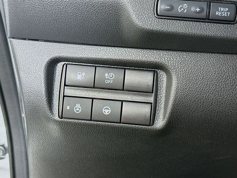 Used 2024 Nissan Leaf SV Plus image 17