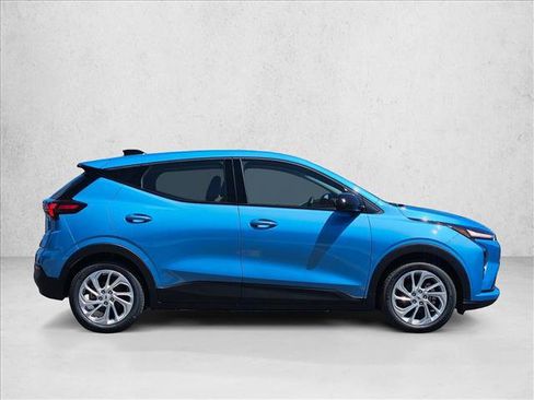New 2027 Chevrolet Bolt LT w/ Comfort Package FWD image 11