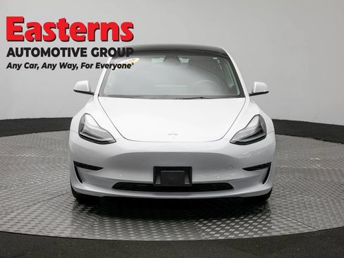 Used 2023 Tesla Model 3 Standard Range RWD image 2