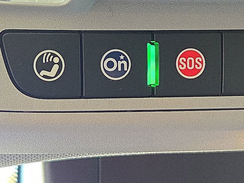 Used 2024 GMC Terrain SLE image 21