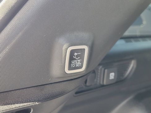 Used 2022 Jeep Grand Cherokee Altitude RWD image 22