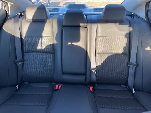 New 2025 Nissan Altima 2.5 SR image 23