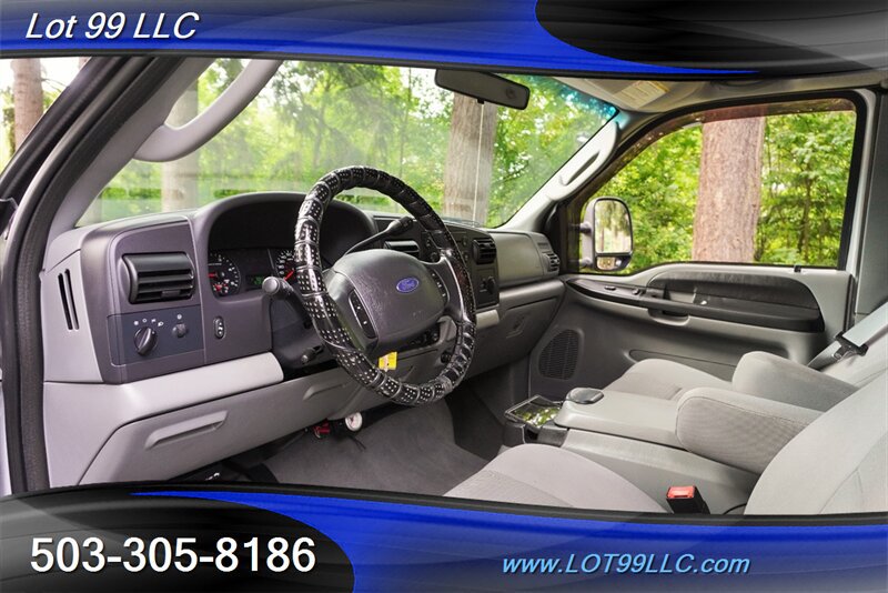 Used 2005 Ford F350 XLT AWD/4WD image 2
