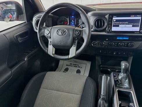 Used 2021 Toyota Tacoma TRD Off-Road image 25