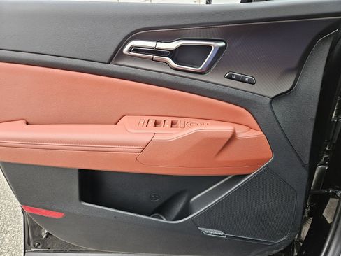 Used 2026 Kia Sportage SX image 29