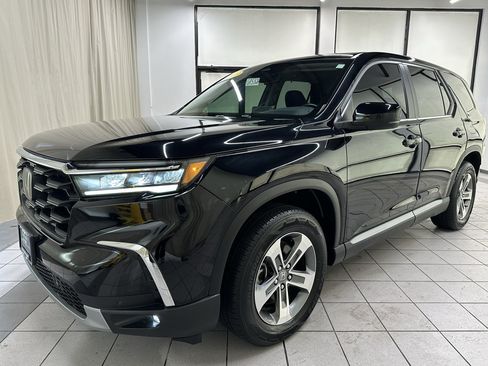 Used 2023 Honda Pilot EX-L image 11