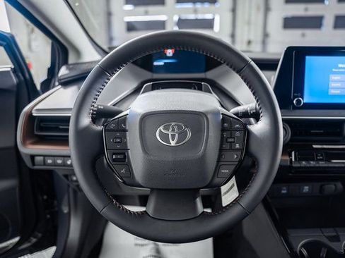 New 2026 Toyota Prius Plug-In Hybrid FWD image 33