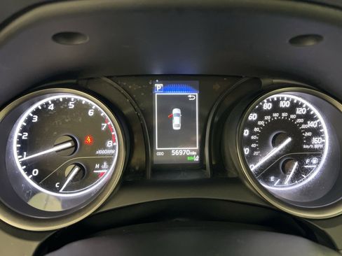 Used 2024 Toyota Camry SE image 17