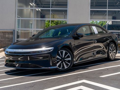 Used 2023 Lucid Air Pure AWD/4WD image 2