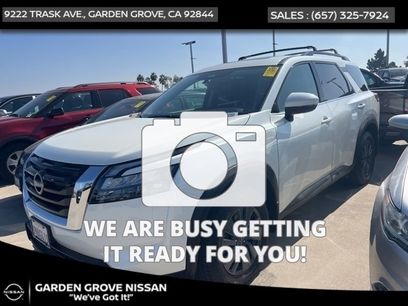 Certified 2024 Nissan Pathfinder SV w/ SV Premium Package