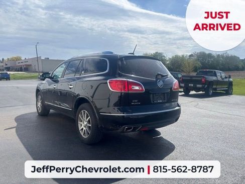 Used 2017 Buick Enclave Leather AWD/4WD image 4