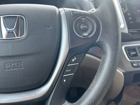 Used 2018 Honda Pilot EX image 15