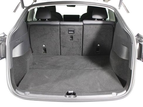 Used 2021 Tesla Model Y Long Range image 23