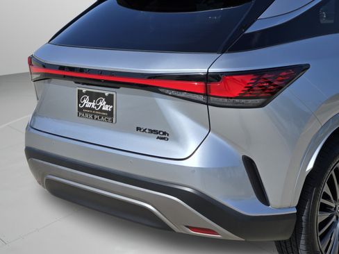 Used 2025 Lexus RX 350 w/ Accessory Package (K3) AWD/4WD image 38