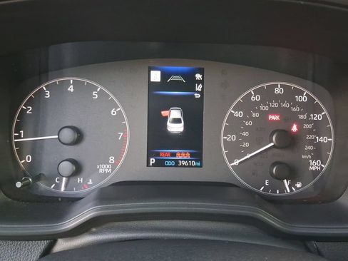 Used 2025 Toyota Corolla SE FWD image 17
