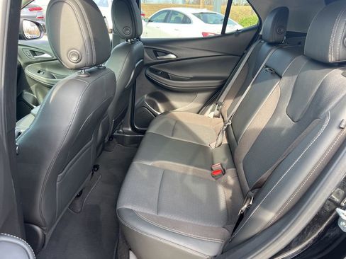 Used 2021 Buick Encore GX Select w/ Advanced Technology Package image 25