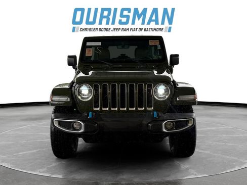 Used 2023 Jeep Wrangler Unlimited Sahara w/ Cold Weather Group AWD/4WD image 3