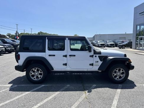 Used 2020 Jeep Wrangler Unlimited Sport AWD/4WD image 2