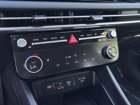 Used 2025 Hyundai Tucson SEL FWD image 30