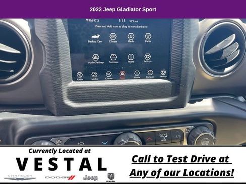 Used 2022 Jeep Gladiator Sport image 18