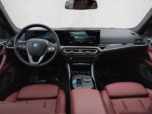 Used 2023 BMW i4 eDrive35 RWD image 19