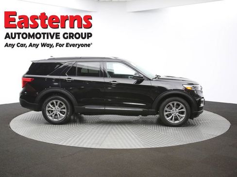 Used 2022 Ford Explorer Limited w/ Equipment Group 301A image 45