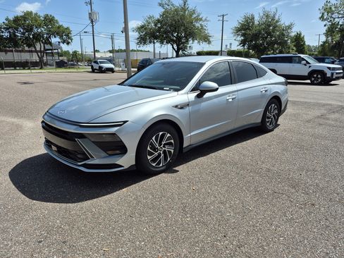 New 2026 Hyundai Sonata Blue FWD image 1