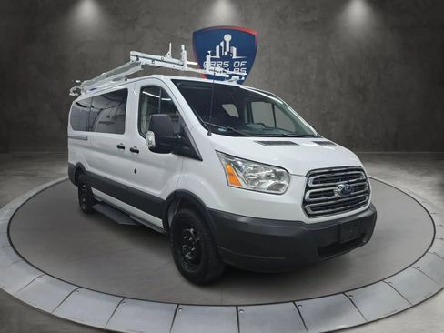 Used 2017 Ford Transit 150 XLT image 7