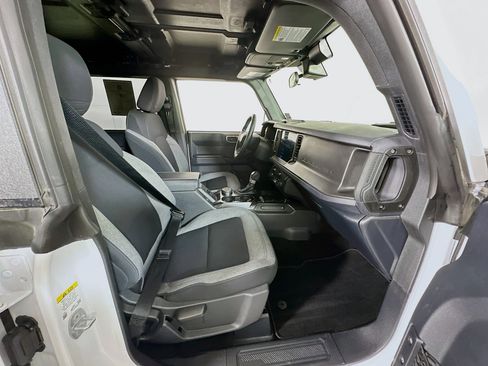 Used 2025 Ford Bronco Big Bend image 32