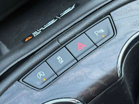 Used 2020 GMC Acadia Denali w/ Trailering Package image 25