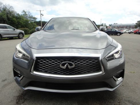 Used 2019 INFINITI Q50 Luxe w/ Essential Package (3.0T Luxe) AWD/4WD image 2