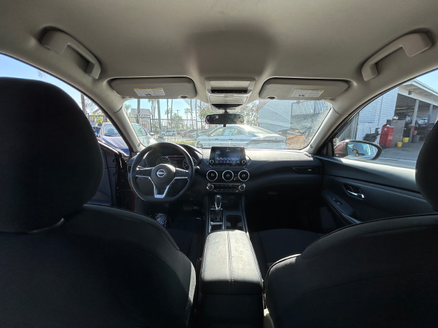 Used 2025 Nissan Sentra SV FWD image 38