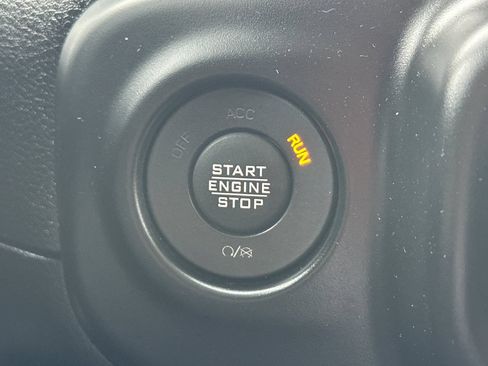 Used 2023 Jeep Wrangler Unlimited Rubicon 4xe AWD/4WD image 23