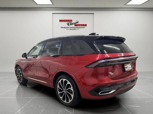 Used 2024 Lincoln Nautilus Reserve image 5