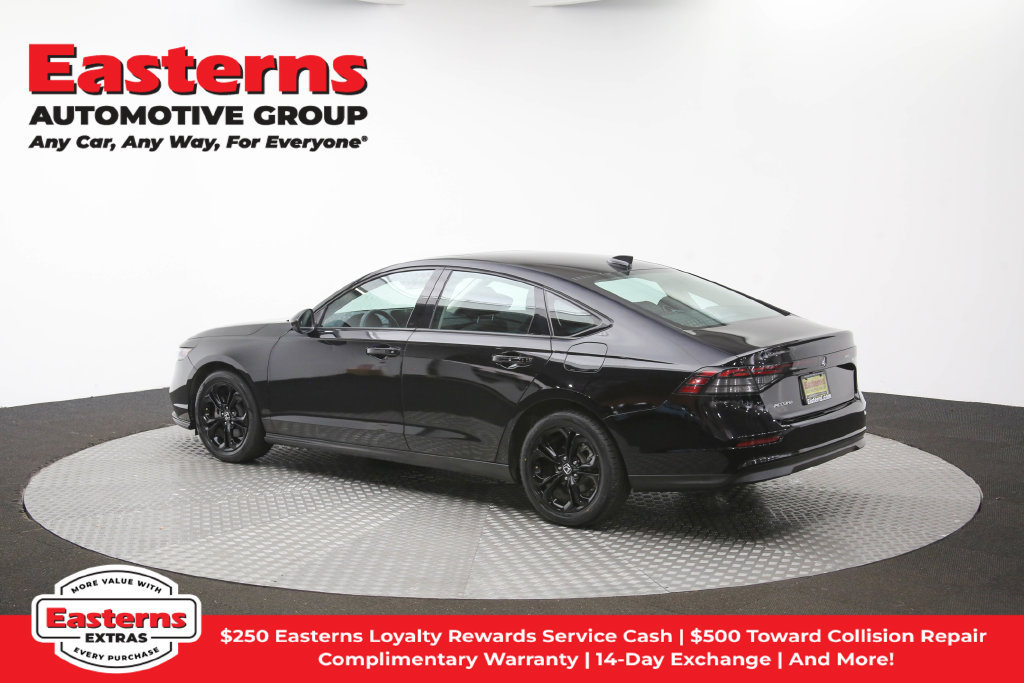 Used 2025 Honda Accord SE image 58