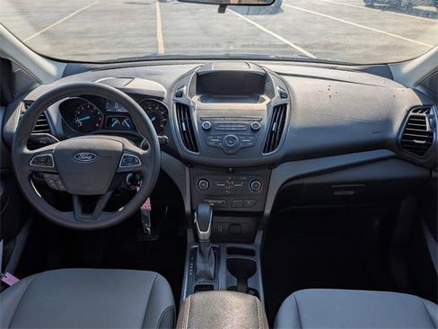 Used 2019 Ford Escape S image 21