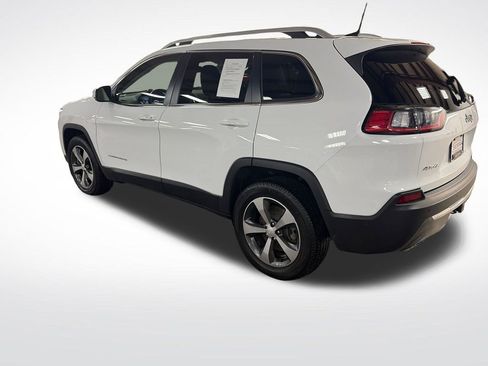 Used 2019 Jeep Cherokee Limited w/ Technology Group AWD/4WD image 4