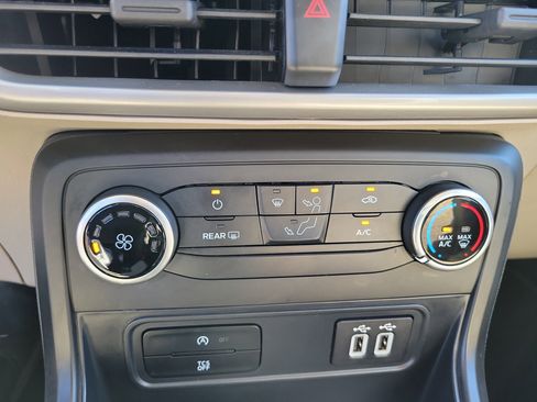 Used 2021 Ford EcoSport S image 27