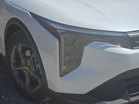 Certified 2025 Kia K4 FWD image 4