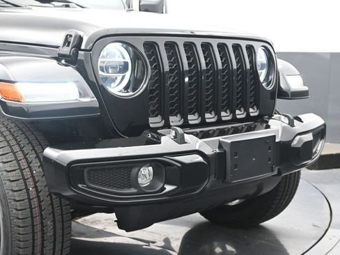 Used 2022 Jeep Gladiator Overland AWD/4WD image 35