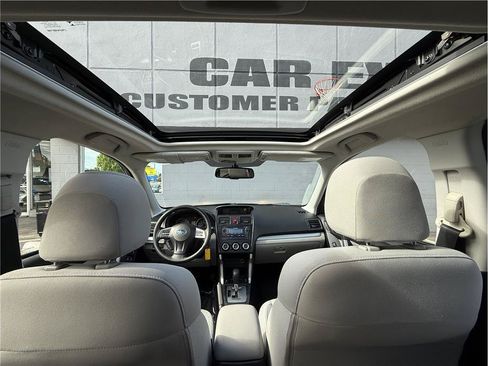 Used 2015 Subaru Forester 2.5i Premium w/ Popular Package #1 AWD/4WD image 17
