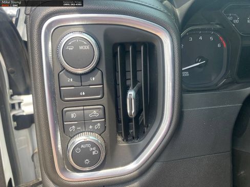 Used 2022 GMC Sierra 2500 SLE w/ SLE Value Package; AWD/4WD image 21