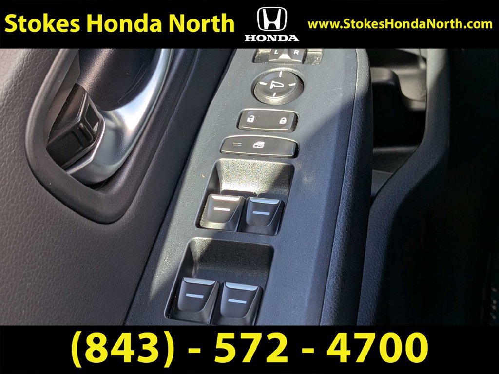 Used 2025 Honda Pilot EX-L image 26