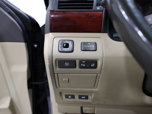 Used 2008 Lexus LS 460 RWD image 9