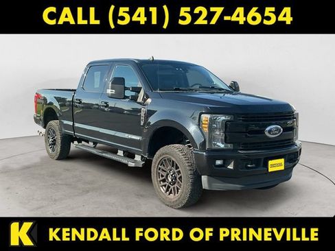 Used 2019 Ford F350 Lariat AWD/4WD image 3