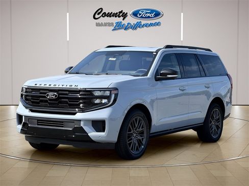 New 2025 Ford Expedition Platinum w/ Stealth Performance Package image 2